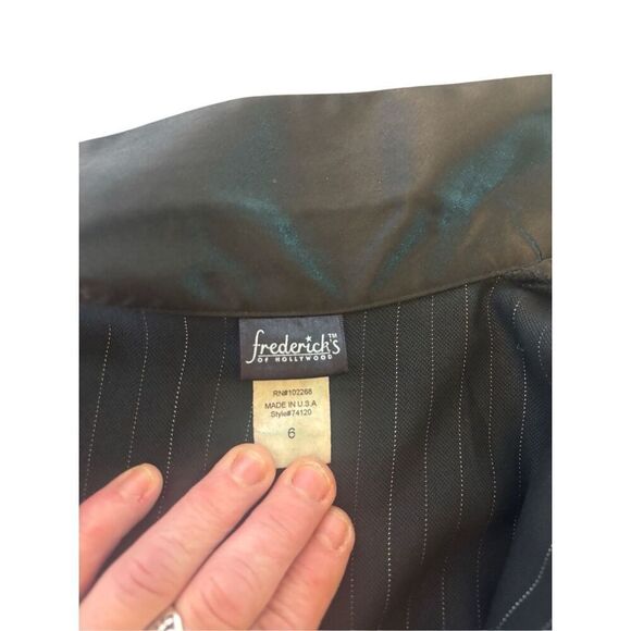 Frederick of Hollywood  Vintage Black Pinstripe Blazer with Satin Lapel and Pear - Picture 3 of 12
